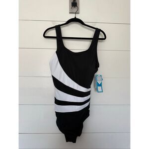 Aquabelle Swim Women’s 18W Black White One Piece New